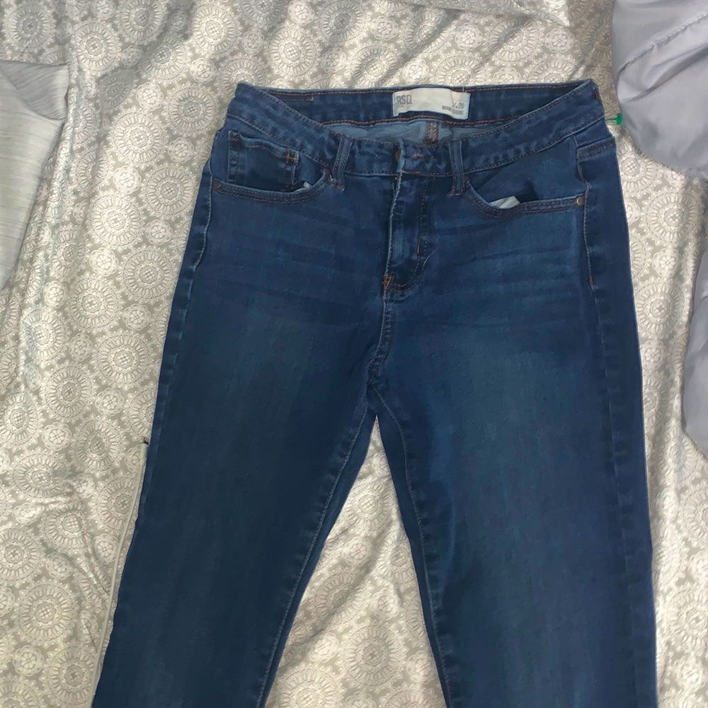 dark blue denim jeans from Tillys